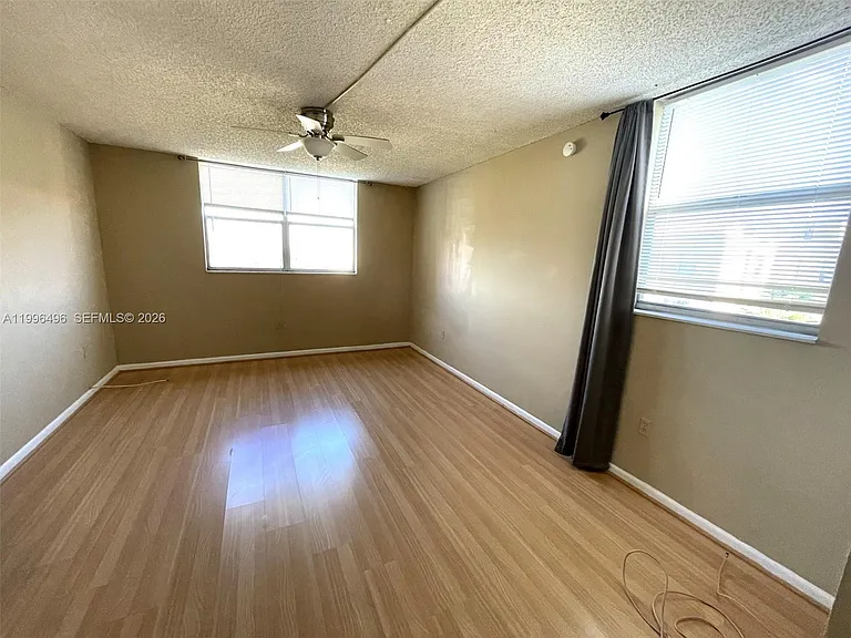 1810 SW 81st Ave #2401 — Photo 8