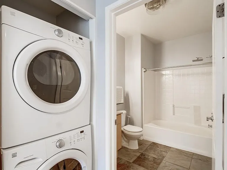 1501 Front St #533 — Photo 16