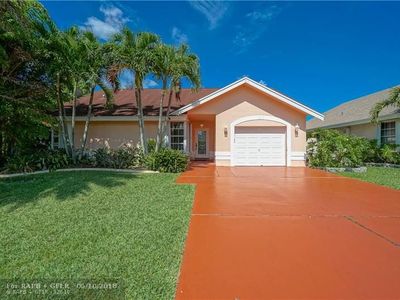610 NW 206th Ave, Pembroke Pines, FL, 33029