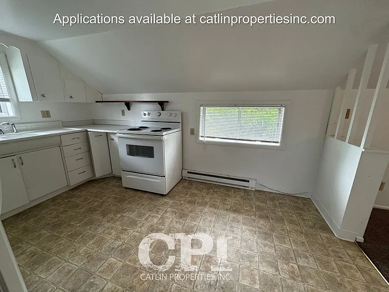 1625 N 2nd Ave #1-2 — Photo 9