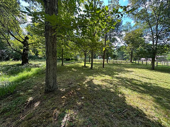 3rd image of 4577 Anthony Creek Rd
