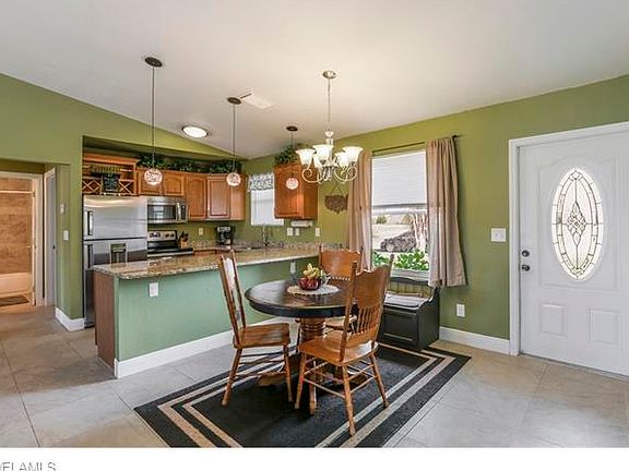 3rd image of 306 NE 27th St