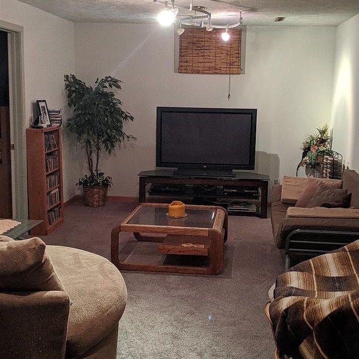 1st image of 2535 Mose Ave
