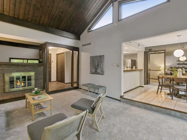 6115 Lincoln Dr APT 353, Edina, MN 55436