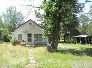 1715 Homer Rd, Iron River, MI 49935