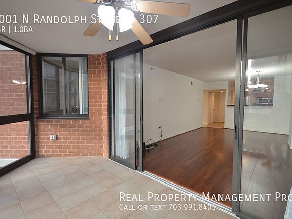 4th image of 1001 N Randolph St APT 307
