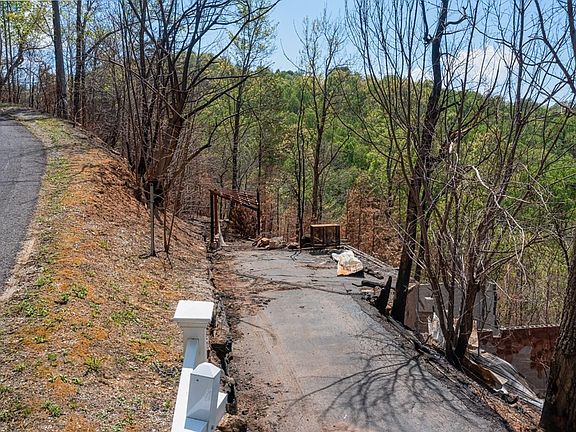 2nd image of 3316 Sugar Maple Loop Rd #R