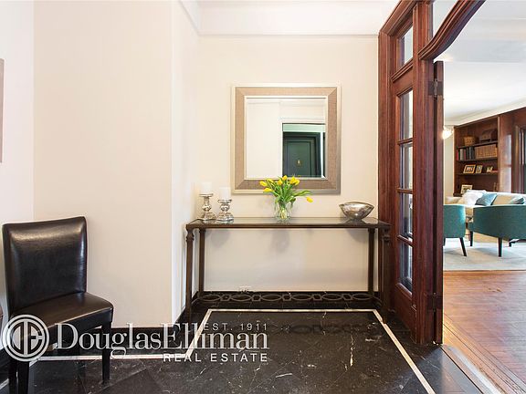 4th image of 310 W 79th St APT 3W