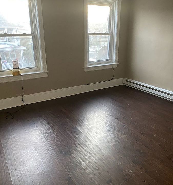 2nd image of 1604 Genesee St Floor 2
