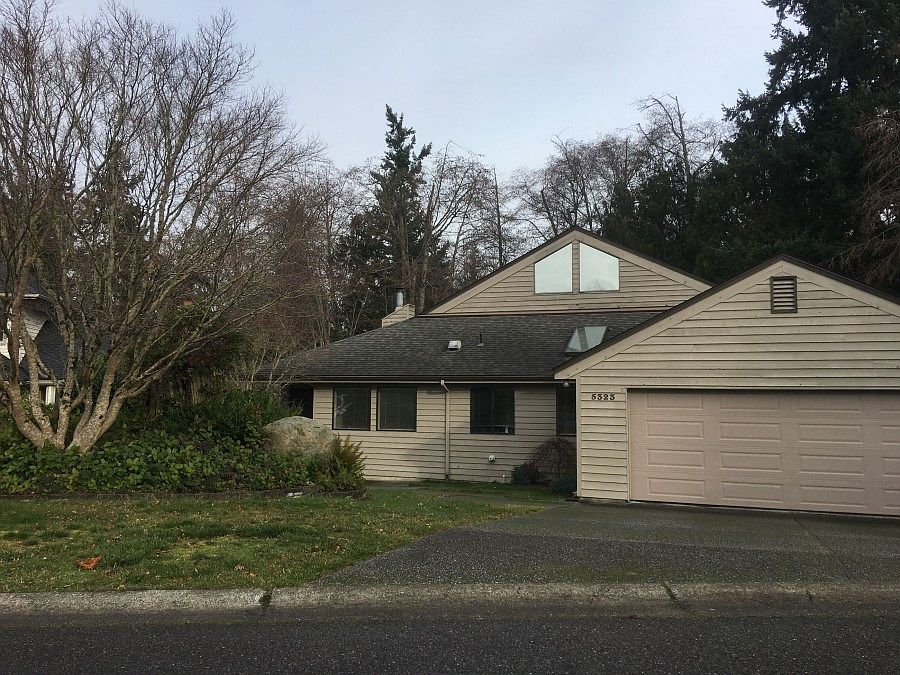 2nd image of 5323 101st St SW