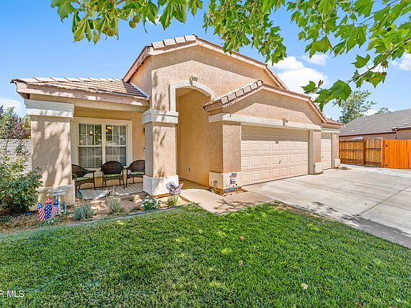 5th image of 42643 La Gabriella Dr