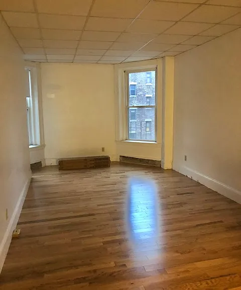 854 Beacon St #5 — Photo 2
