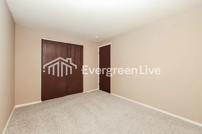 4727 Stonehedge St — Photo 12