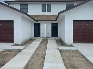 404 N 60th Way #A-B, Pembroke Pines, FL 33024