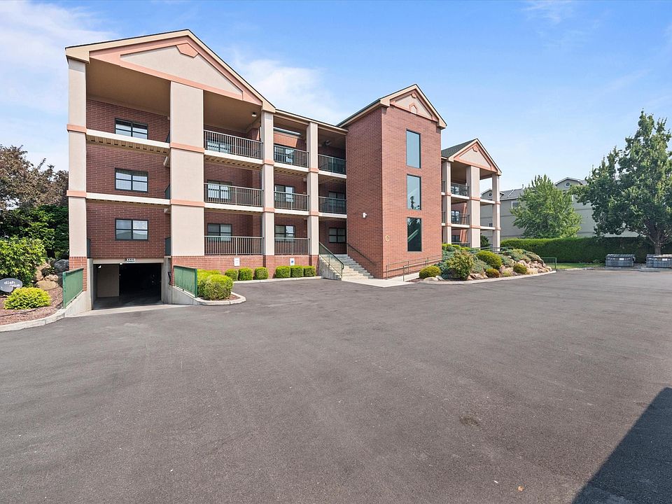 1st image of 300 Columbia Point Dr Unit C303