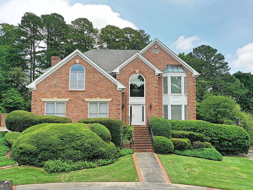 1st image of 1104 Thorn Apple Ct SE