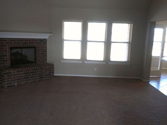 3rd image of 2005 W 119th St S