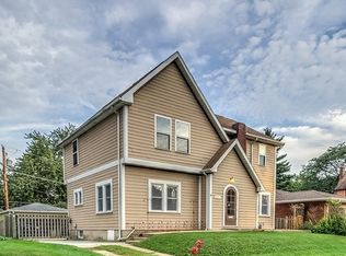 371 Hamilton Ave, Elgin, IL 60123