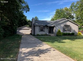 1716 The Meadow Rd, Louisville, KY 40223