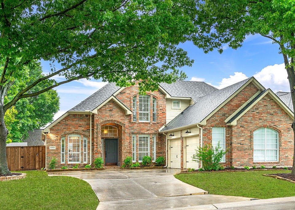 1st image of 8901 Aplamado Dr
