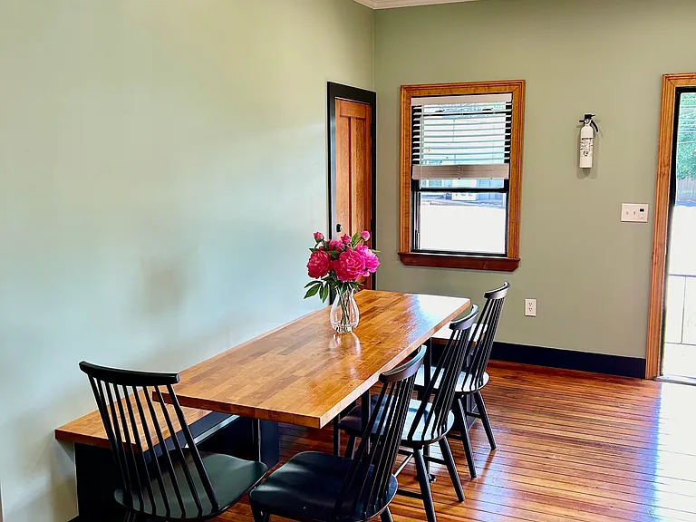 933 Main St #1 — Photo 11