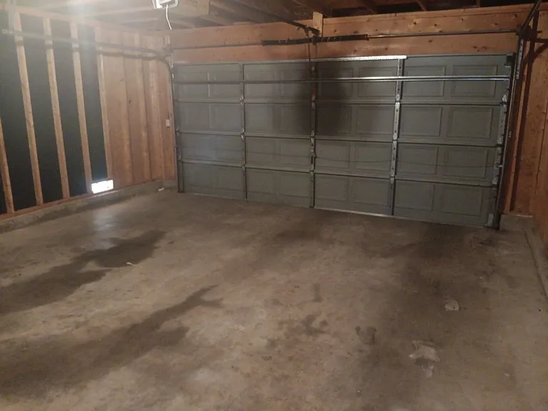 10404 Griffith Park Dr NE — Photo 19