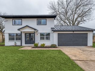 3202 N Calais St, Sherman, TX 75090