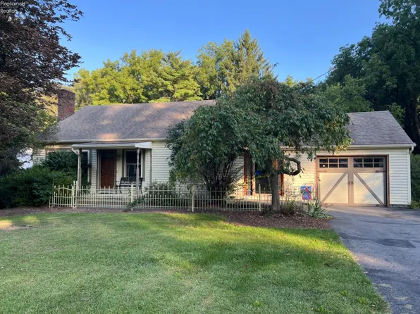 1805 Buckland Ave, Fremont, OH 43420