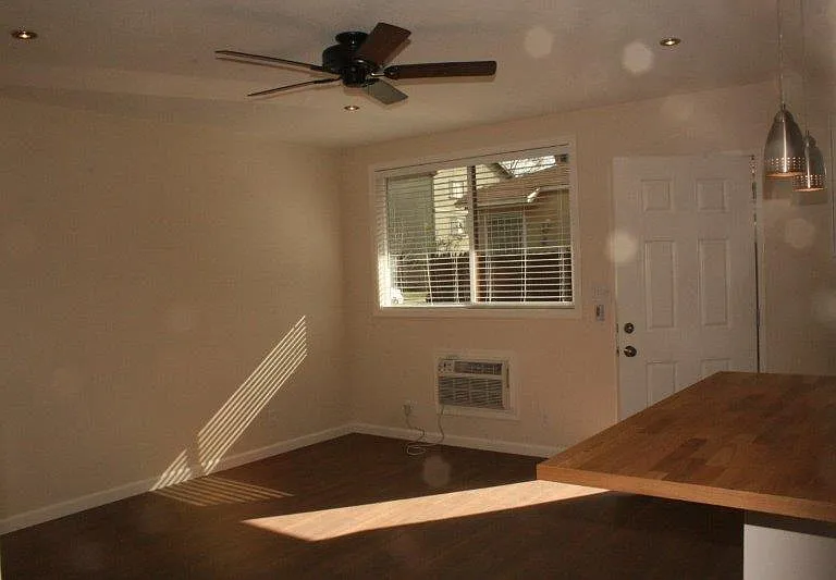 2527 Elm Ave #B — Photo 4