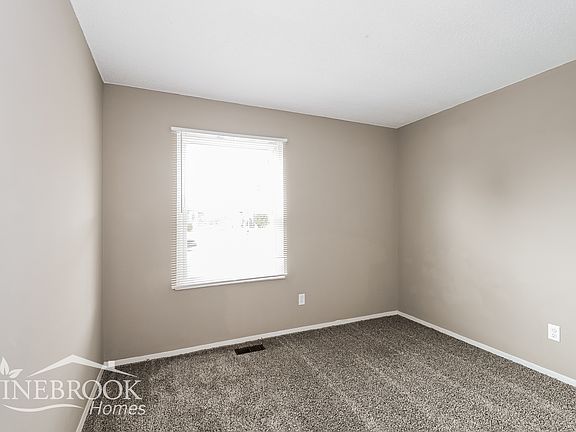 3rd image of 2564 Littlefield Dr