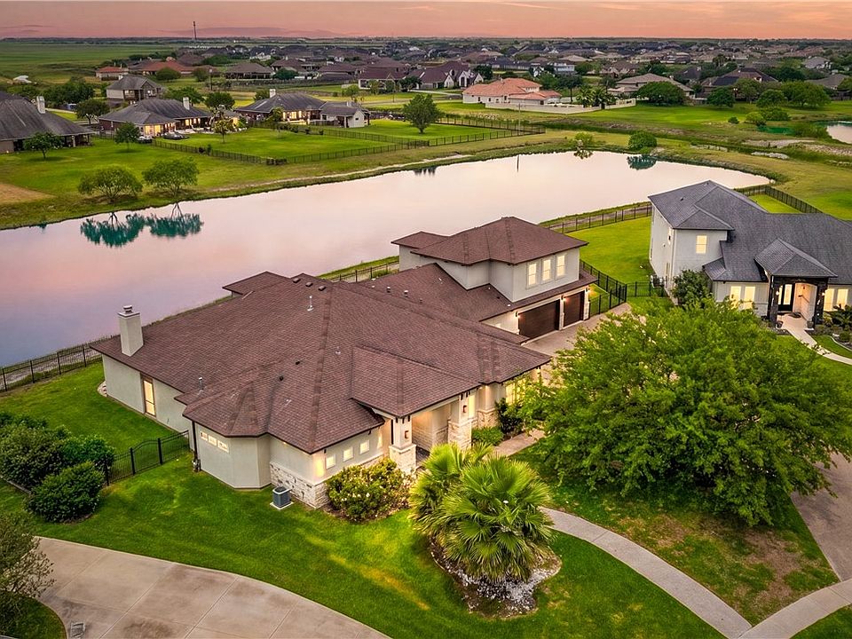 1st image of 8549 King River Ct