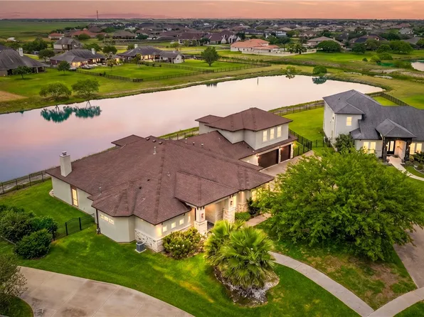 8549 King River Ct, Corpus Christi, TX 78414