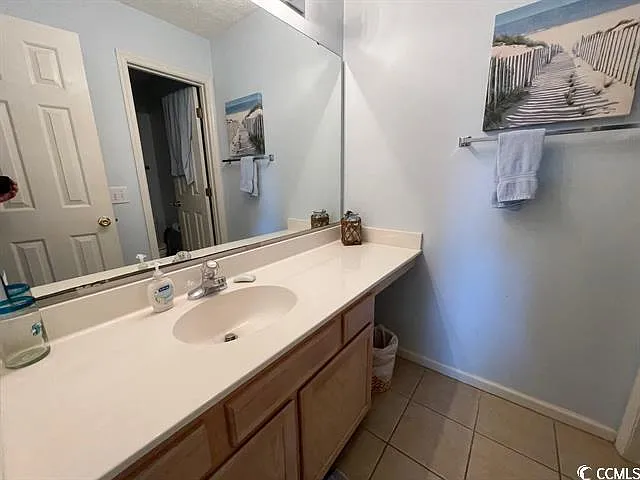 553 White River Dr #13E — Photo 24