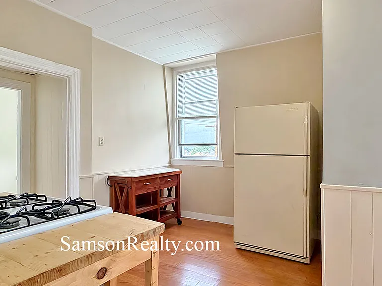 224 Juniper St #2 — Photo 5