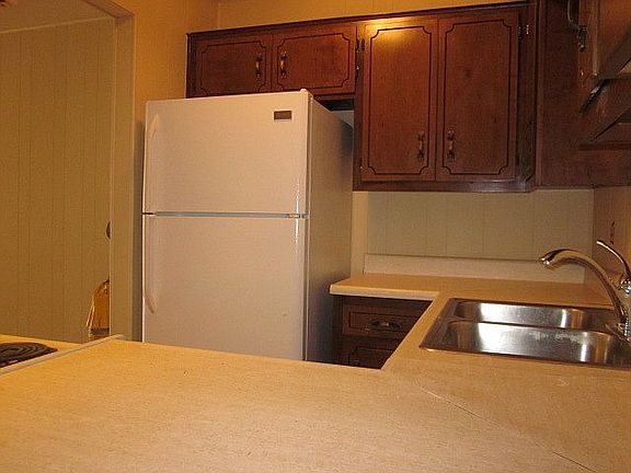 Unit 102 - Kitchen