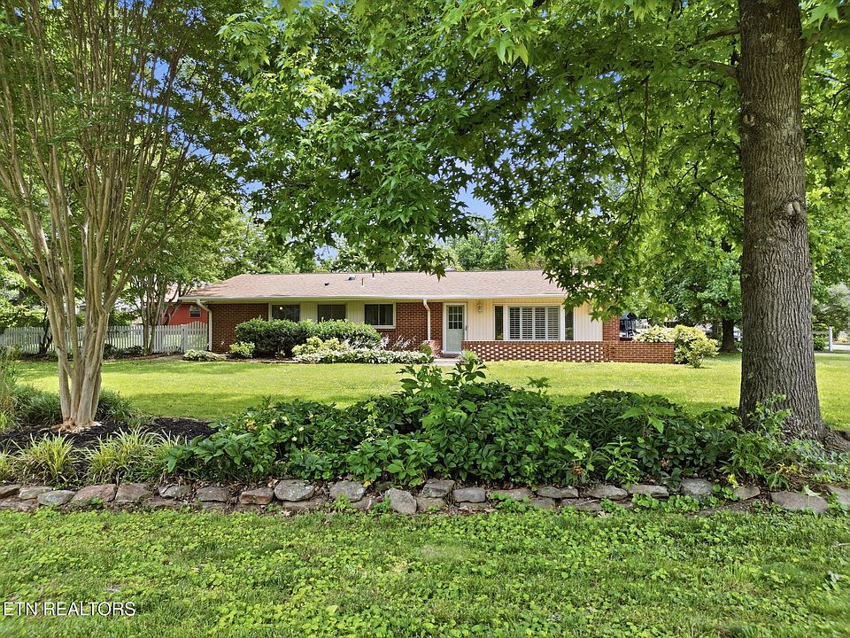 1st image of 501 Rockingham Dr