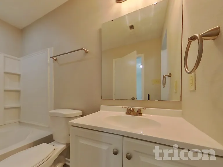 6409 Alonzo Dr — Photo 9