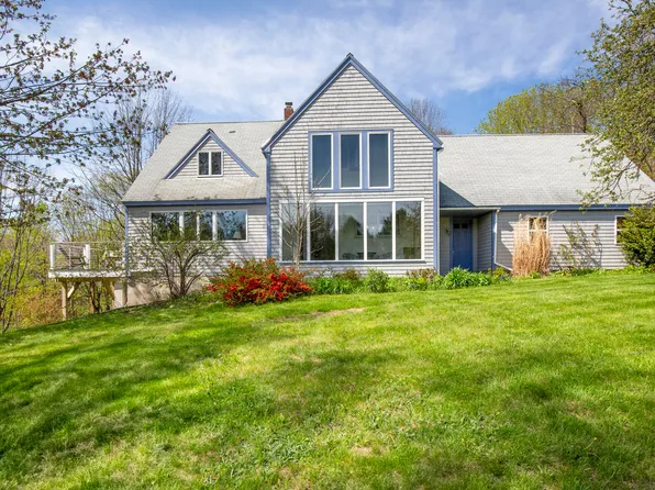 17 Westview Road, Damariscotta, ME 04543