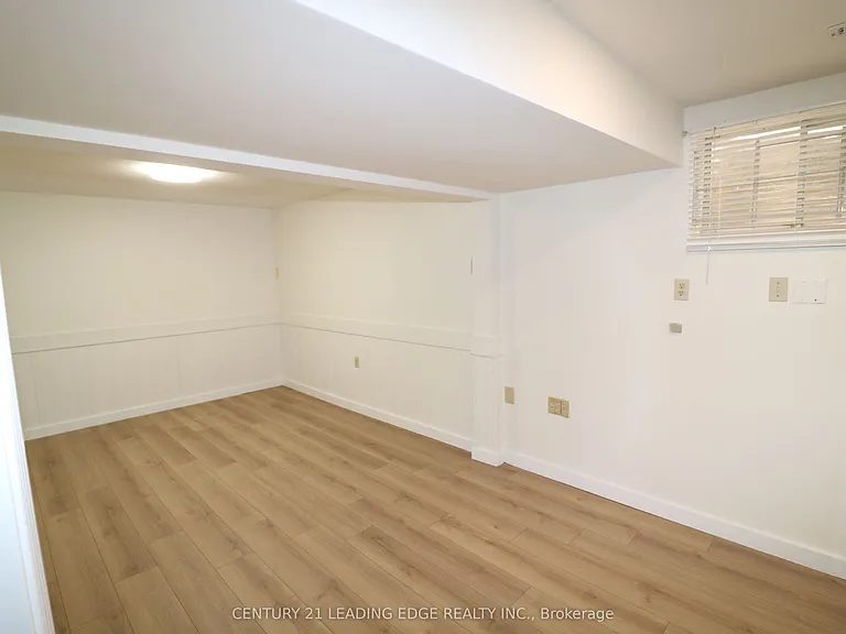 263 Ingleton Blvd #BASEMENT — Photo 13
