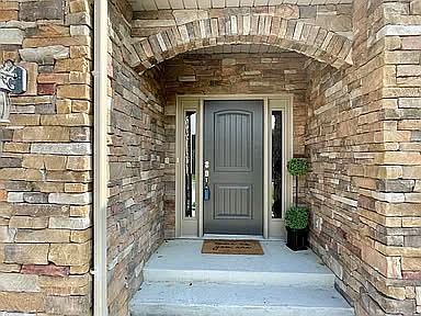 2nd image of 8166 Bluegill Cir