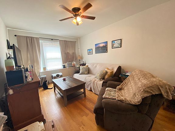 4th image of 6912-14 N Wolcott Ave #2W