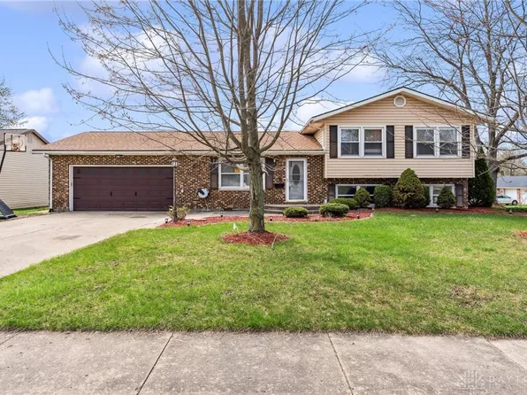 705 Arrowhead Dr, Sidney, OH 45365