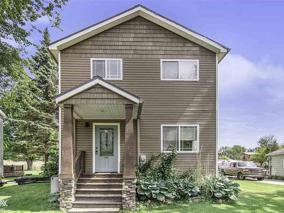 1st image of 2596 Cottage Ln