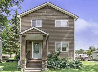 2596 Cottage Ln, Harsens Island, MI 48028