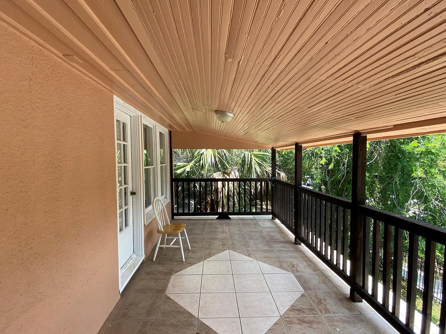 4 bed, 3.5 bath, 2470 sqft, $3,500 — Photo 3