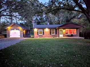 1390 Girl Scout Rd, Denver, PA 17517