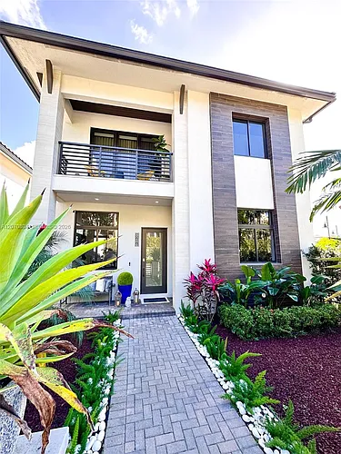 8286 NW 51st Ter Photo 1 8286 NW 51st Ter Photo 1