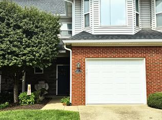13533 Pinnacle Gardens Cir, Louisville, KY 40245