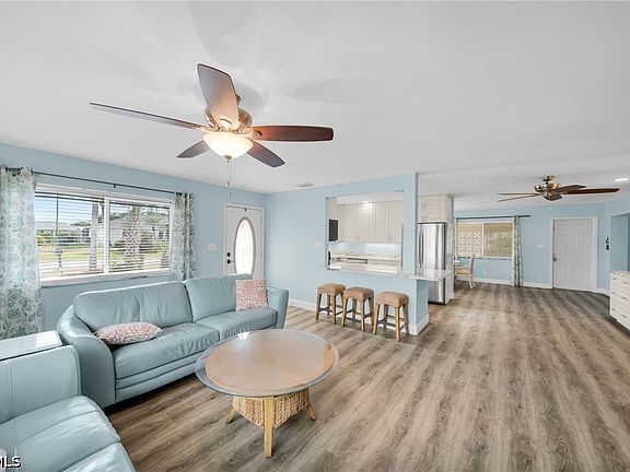 4th image of 5208 Wilmington Ct