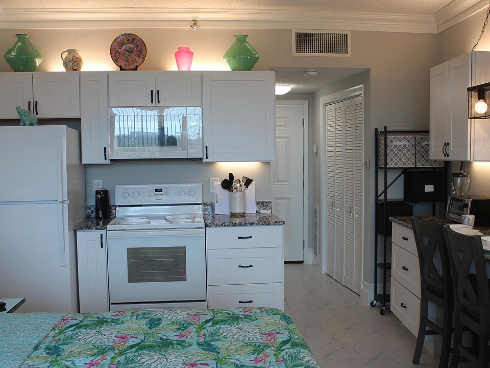 1st image of 214 Miracle Strip Pkwy SW Unit B305